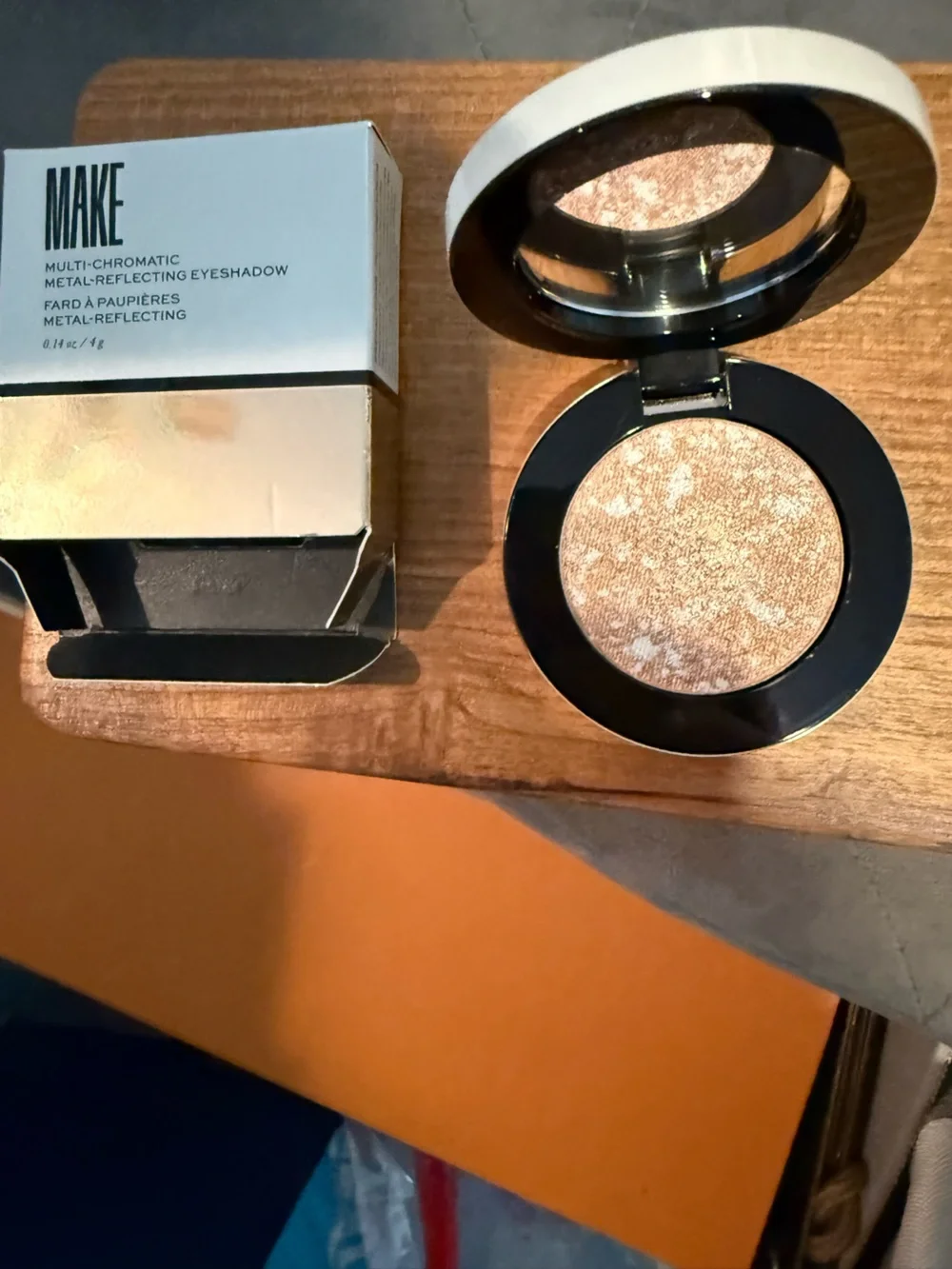 Make Beauty Multi Chromatic Eyeshadow in Glaze New